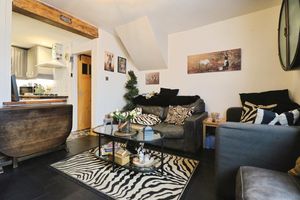 Photo 17- click for photo gallery